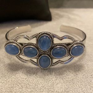 Silver cuff bracelet with blue moonstones! Nwot!